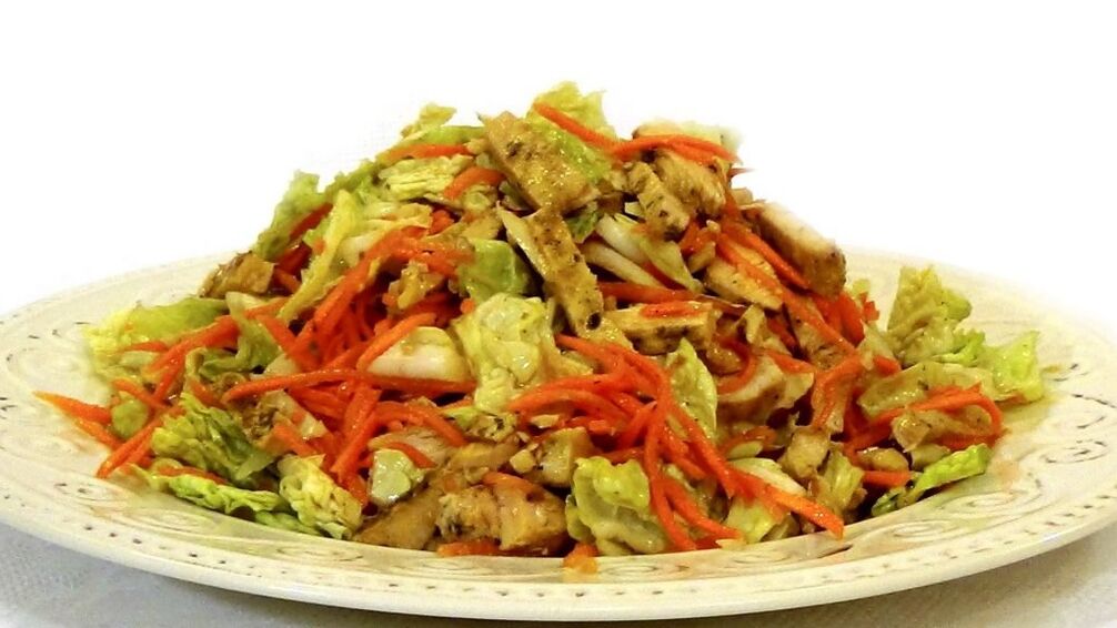 Na última etapa de estabilização da dieta Dukan, você pode se deliciar com salada de frango